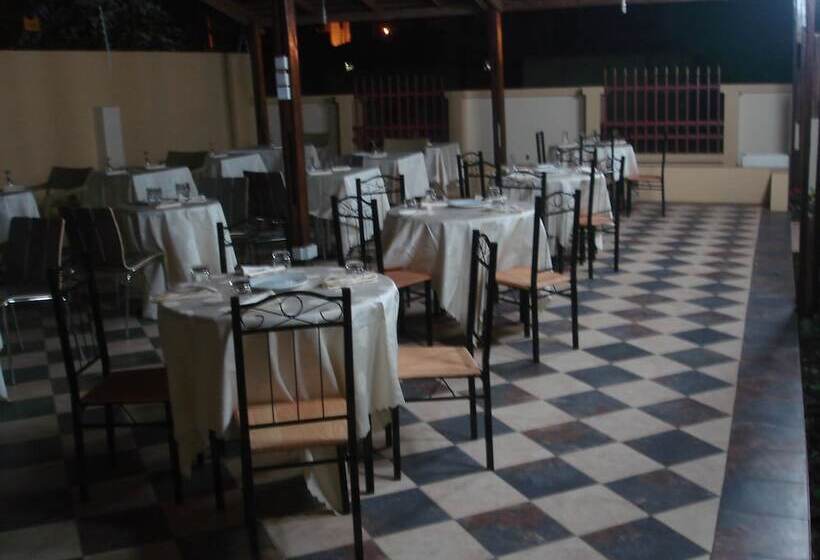 پانسیون Spintex Inn