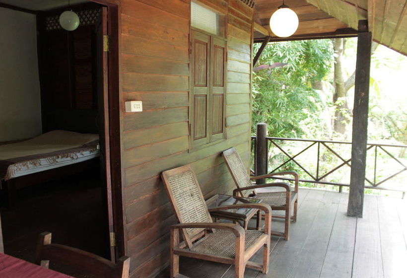 Пансион Thai Teak House Garden Homestay