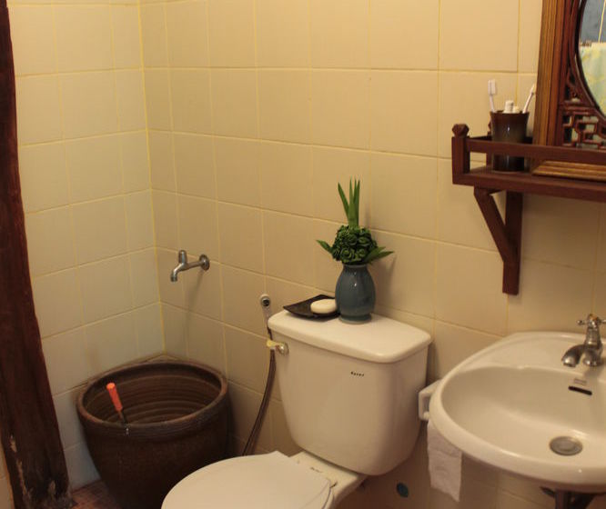 Пансион Thai Teak House Garden Homestay