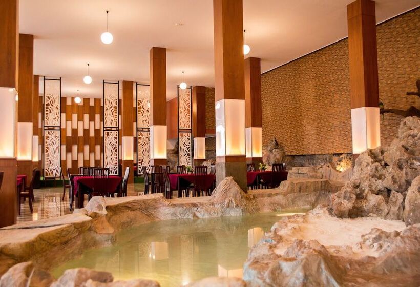 Phi Phi Cliff Beach Resort