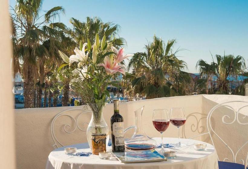 Puerto Marina Beach & Golf