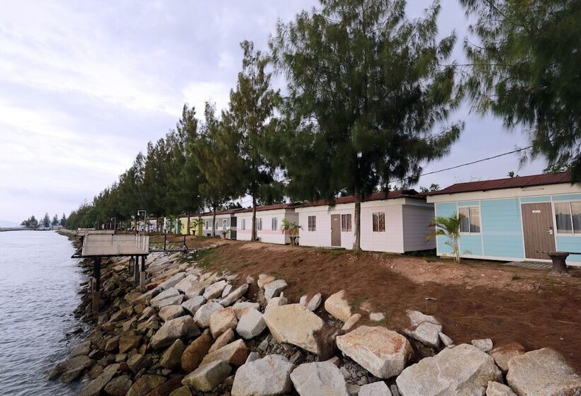 Rockbund Fishing Chalet