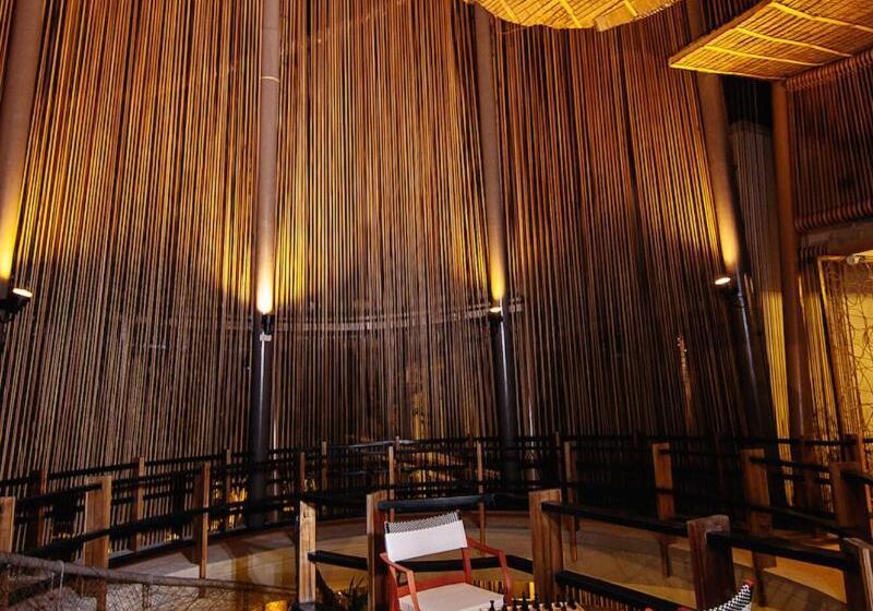 Spin Designer Hostel   El Nido