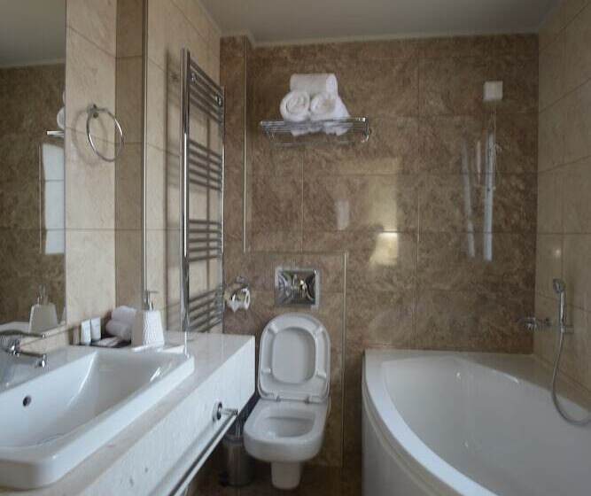 Theasis Hotel Paramythia