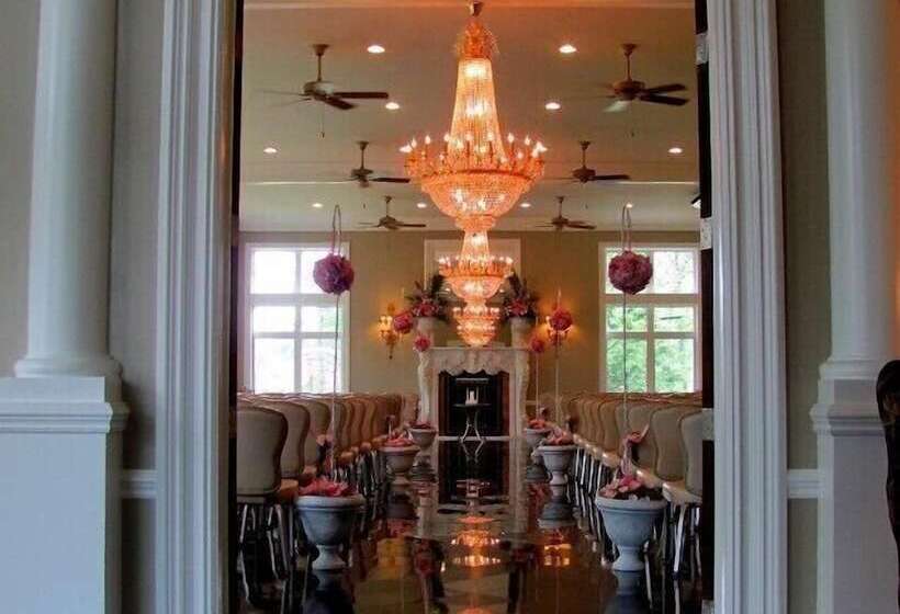 مبيت وإفطار Cameron Estate Inn & Restaurant