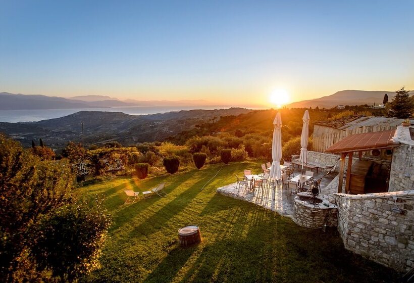 צימר Gerofotis Traditional Guesthouse Est 1892   Close To Aigio, Akoli, Selianitika