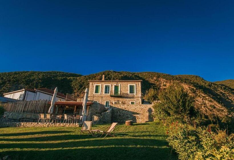 צימר Gerofotis Traditional Guesthouse Est 1892   Close To Aigio, Akoli, Selianitika