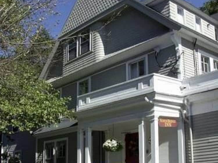 مبيت وإفطار North Bridge Inn