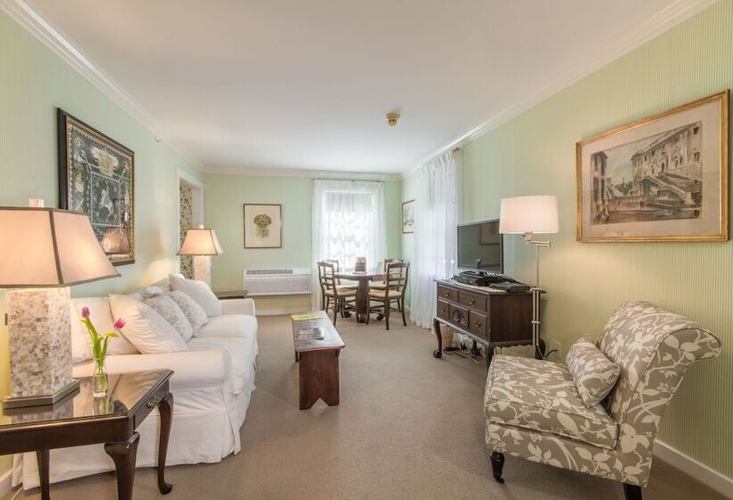 مبيت وإفطار North Bridge Inn