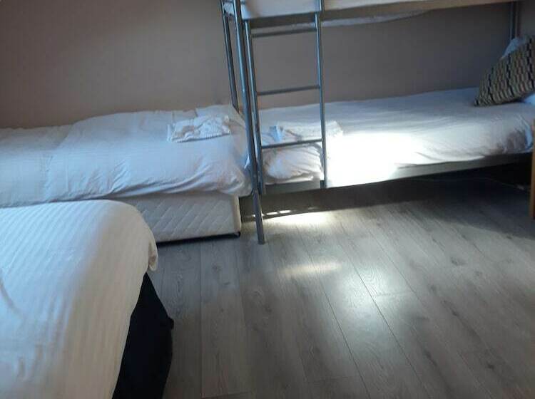 Connemara National Park Hostel