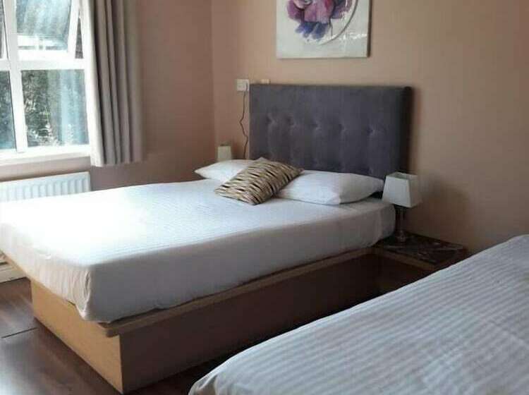 Connemara National Park Hostel