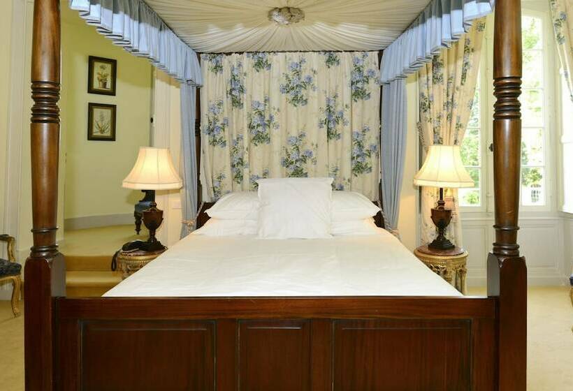 Отель Château Le Mas De Montet