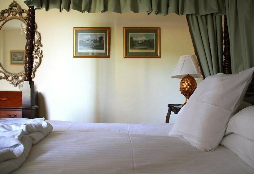 Отель Château Le Mas De Montet