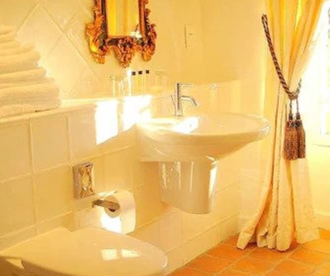 Отель Château Le Mas De Montet