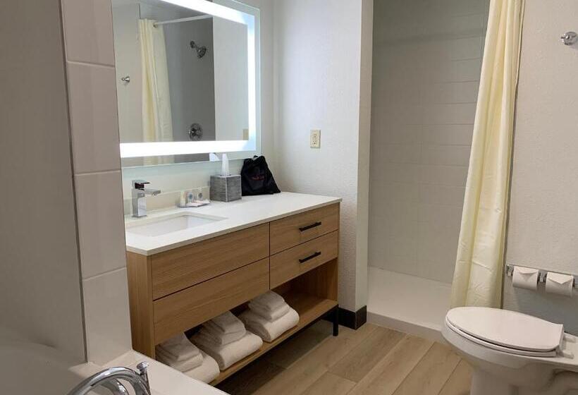 فندق Comfort Suites Cheyenne