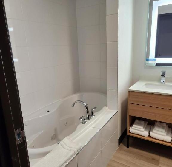 فندق Comfort Suites Cheyenne