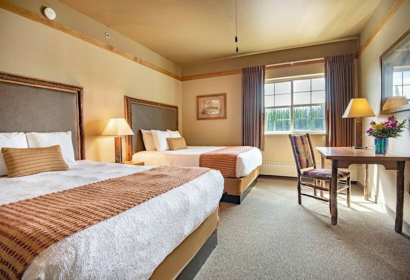 בית מלון כפרי Copper River Princess Wilderness Lodge