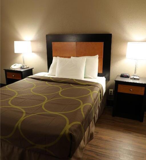 Отель Econo Inn