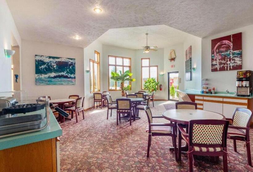 호텔 Econo Lodge Lakeshore