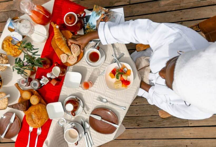 فندق Escarpment Luxury Lodge