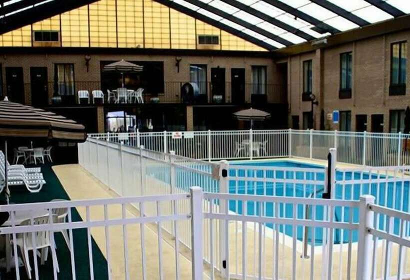 Отель Gold Vault Inn