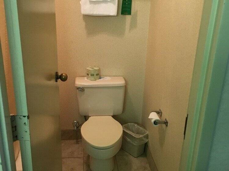 Отель Gold Vault Inn