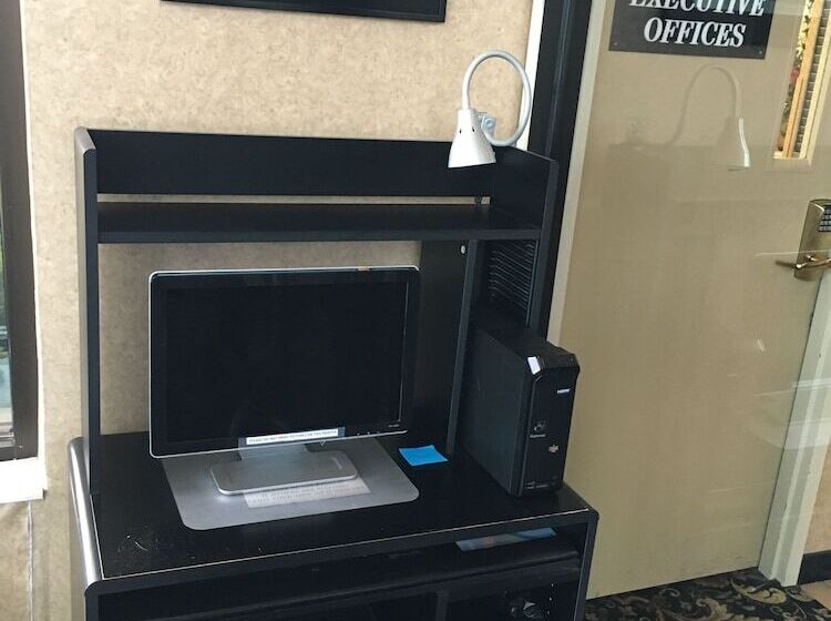 Отель Gold Vault Inn