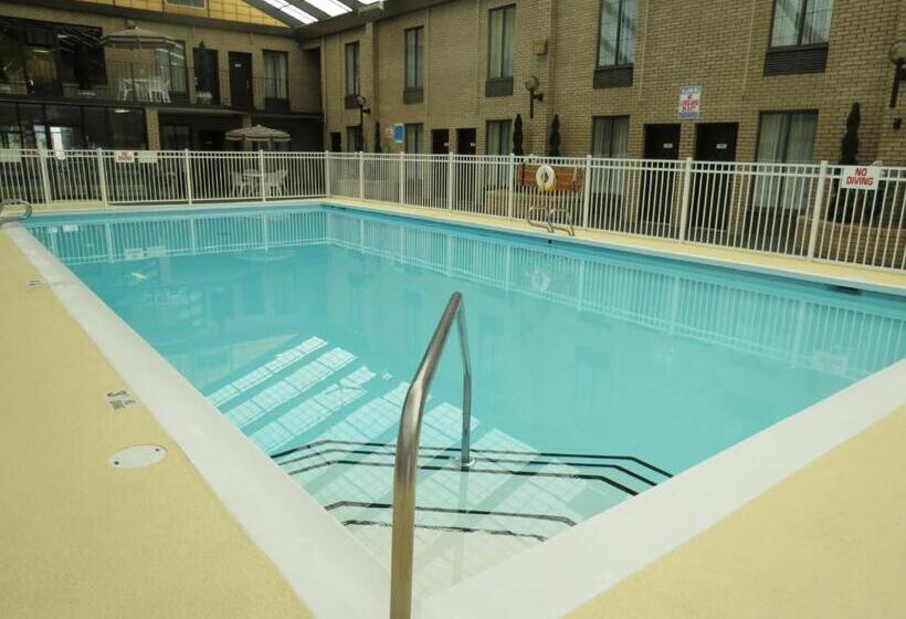 Отель Gold Vault Inn