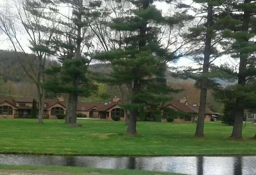 فندق Jack O Lantern Resort And Golf Course