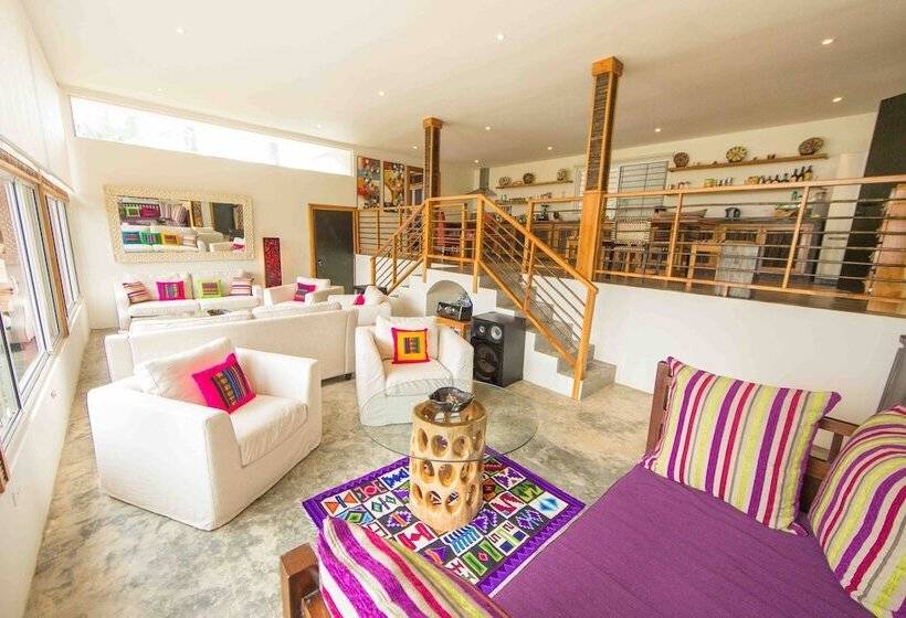 호텔 La Semilla Ecolodge