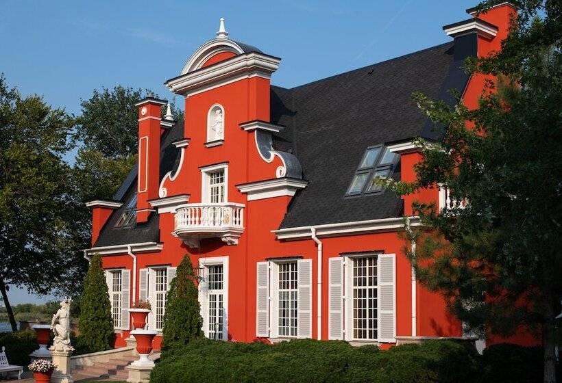 فندق Old House Resort & Spa