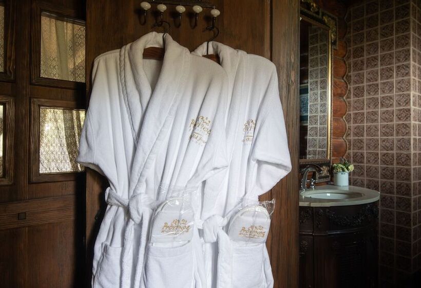 فندق Old House Resort & Spa