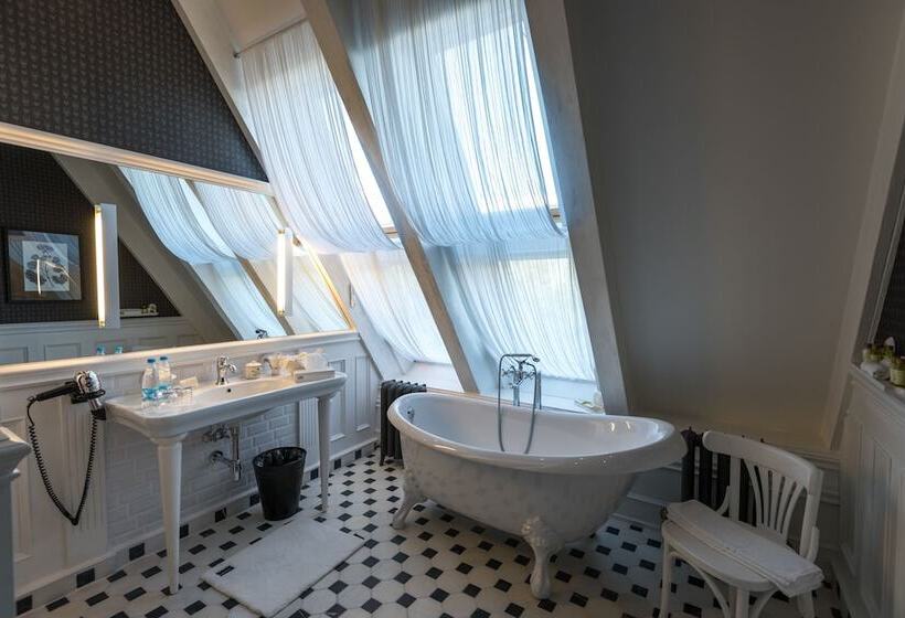 فندق Old House Resort & Spa