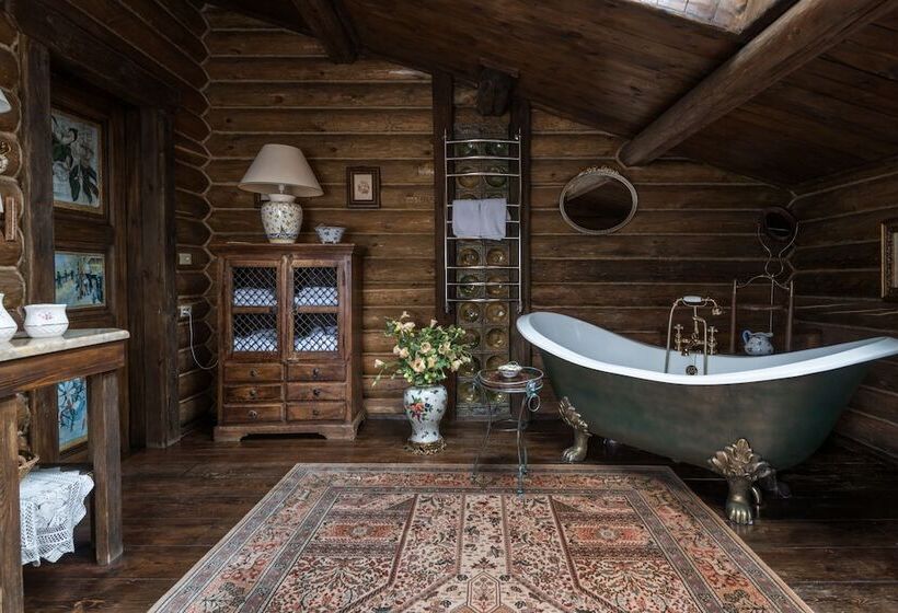 فندق Old House Resort & Spa