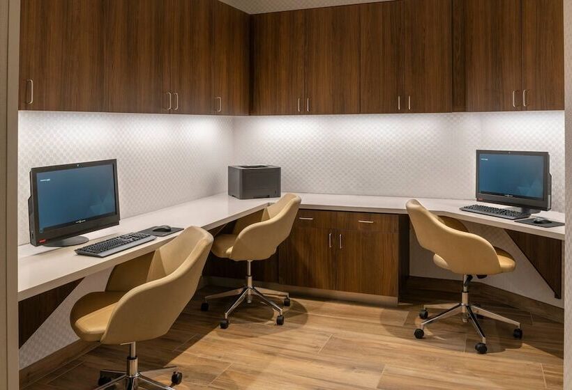 فندق Springhill Suites By Marriott San Diego Carlsbad