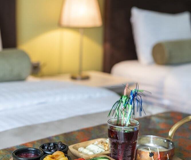 Отель Sunolus Vineyard House