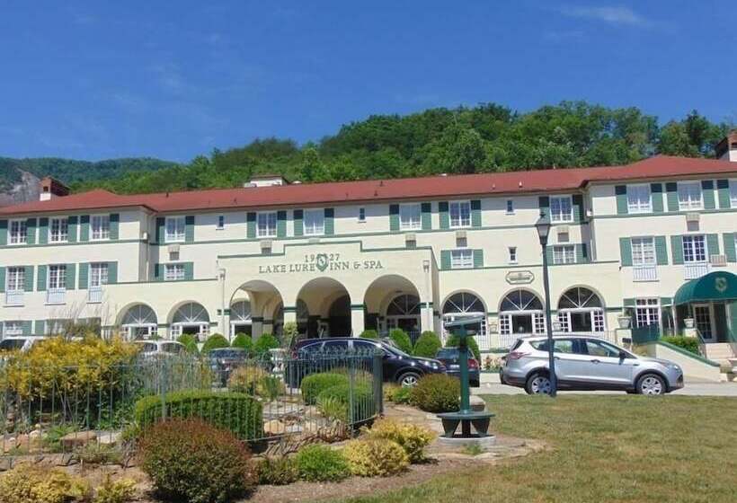 فندق The 1927 Lake Lure Inn & Spa