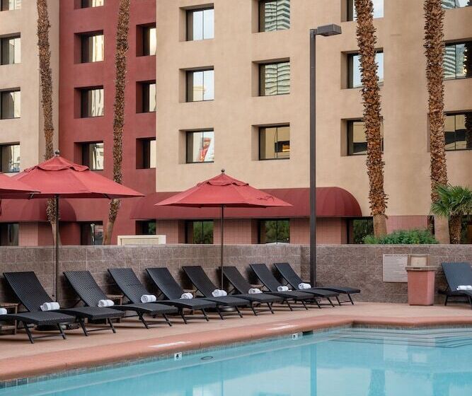 호텔 The Carriage House