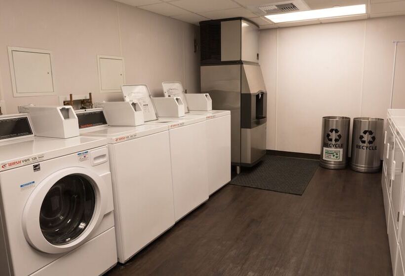 호텔 The Carriage House