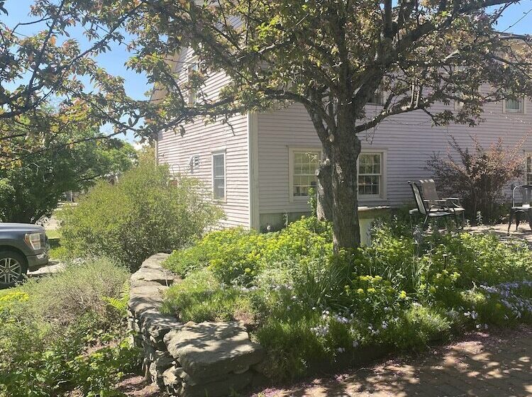 فندق The Wildflower Inn