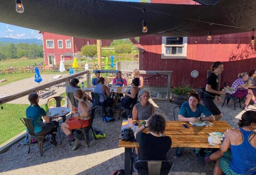 فندق The Wildflower Inn