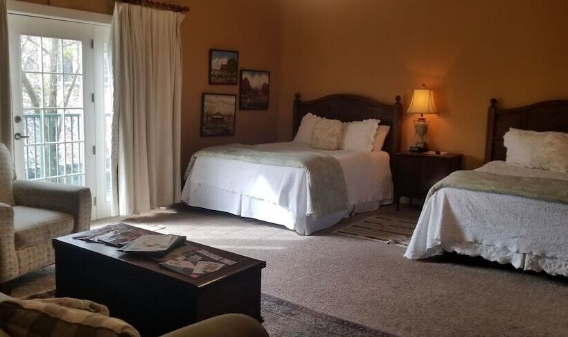 هتل Union Square Guest Quarters