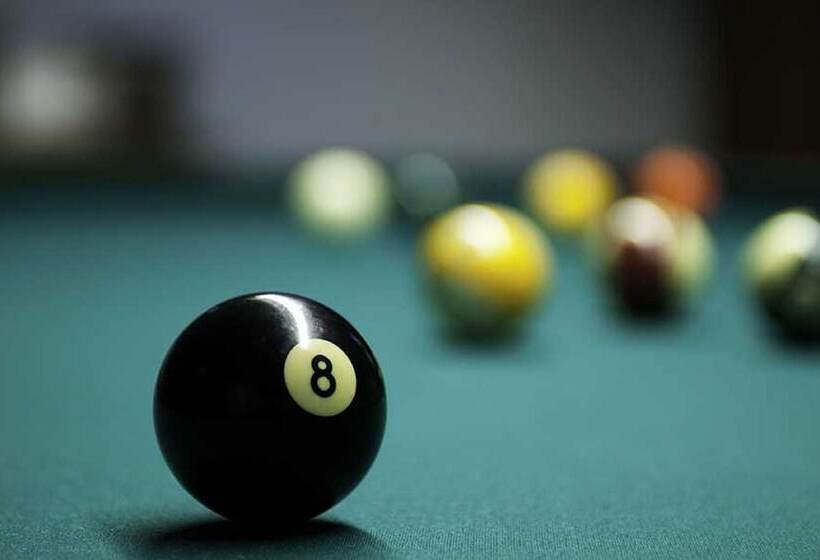 فندق Waterfall Resort