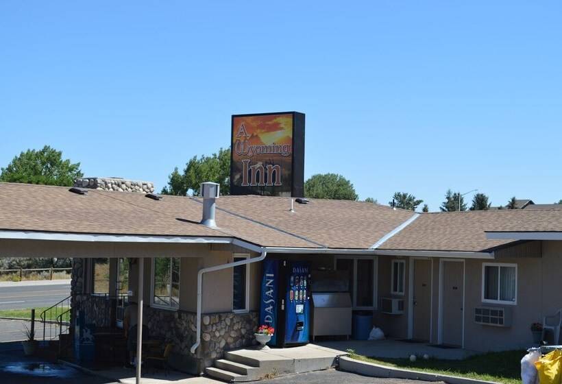 فندق على الطريق A Wyoming Inn