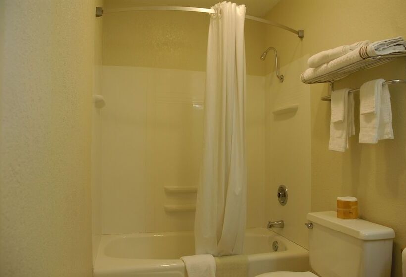 فندق على الطريق America S Best Inns & Suites