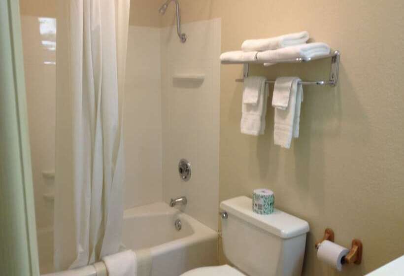 فندق على الطريق America S Best Inns & Suites