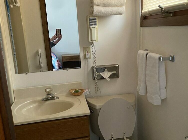 فندق على الطريق Lumberjack Inn