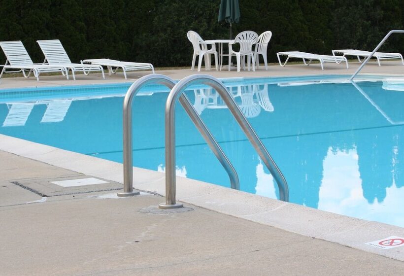 מוטל Tides Motor Inn At Stehli Beach