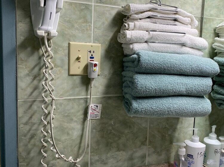 מוטל Tides Motor Inn At Stehli Beach