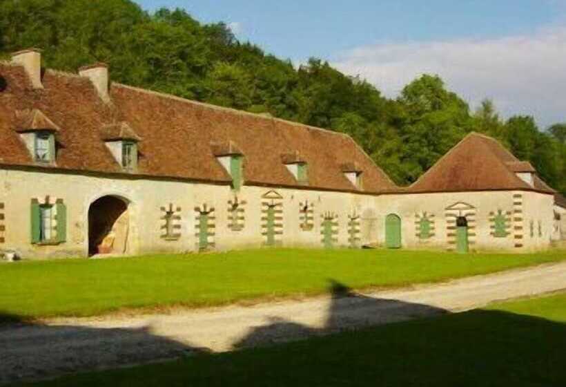 ペンション Château De Beaujeu